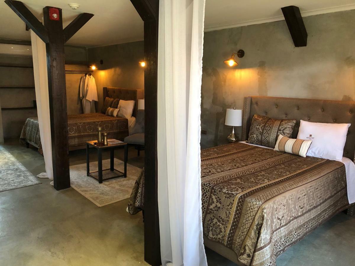 Monastery Suites Oranjestad Exterior photo